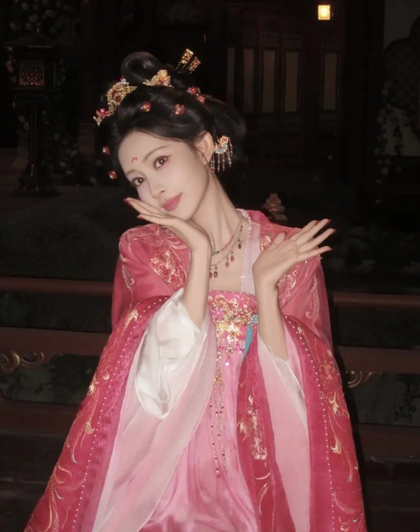 陈晓曾为减肥狂喝咖啡 调侃自己对咖啡都免疫了