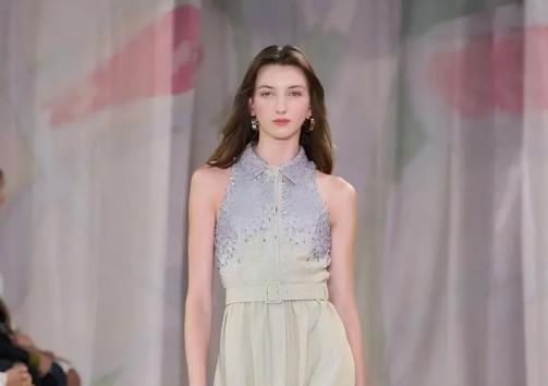 中国首款原生Robotaxi，曹操将如何改变出行？