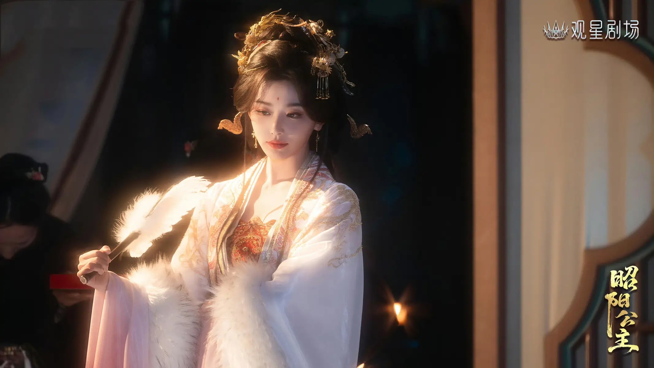 春晚多次婉拒、综艺天价不接！周星驰破例做客董宇辉直播间，千万网友沉浸式围观